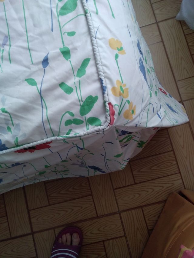 Alegre par de colchas hechas a medida cama 0,90