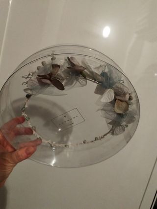 Vestido con corona  de comunión niña