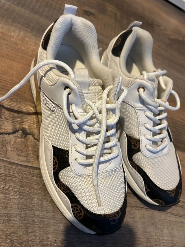 zapatillas guess