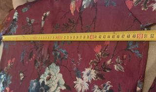 👚🌺 T/L Blusa burdeos estampada flores