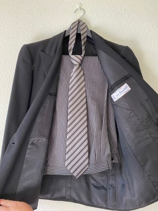 Traje padrino de sastrería