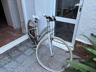 BICICLETA DE PASEO SPECIALIZED