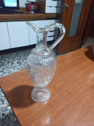 Anfora in vetro