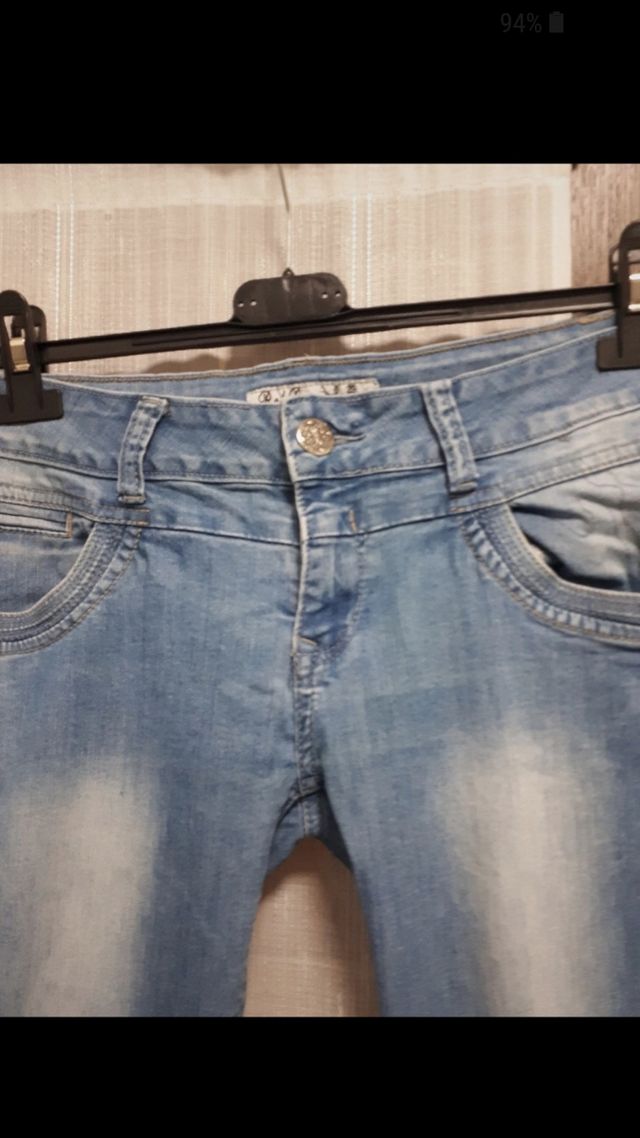 Jeans skinny a vita bassa colore chiaro