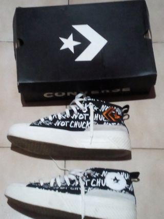 se vende 2 pares de tenis