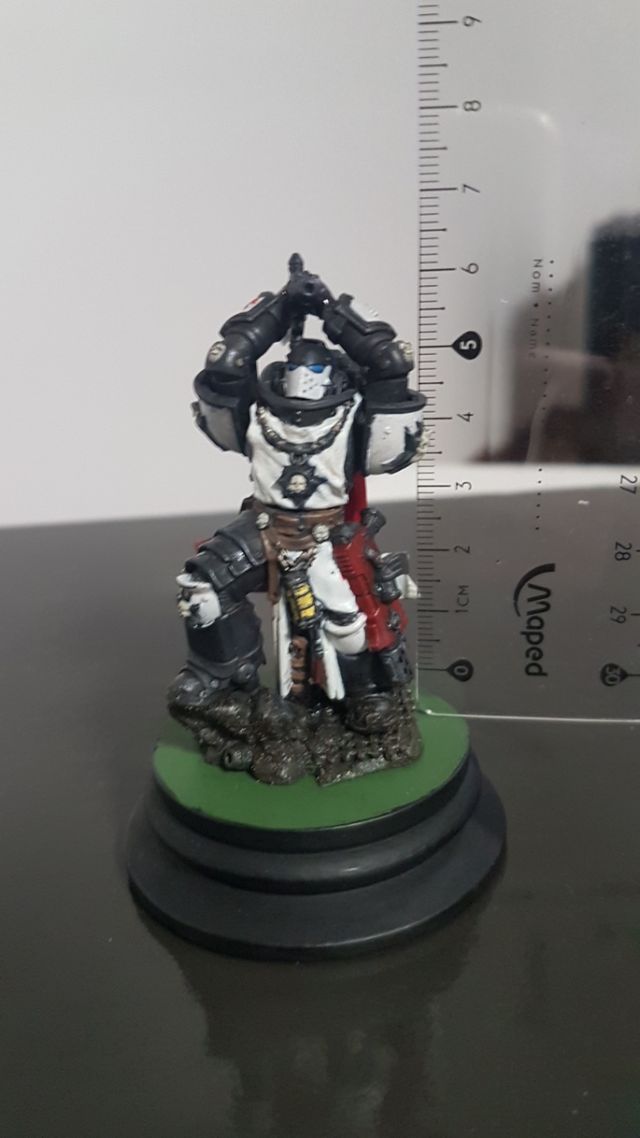 Warhammer 40k Castellan - 50mm