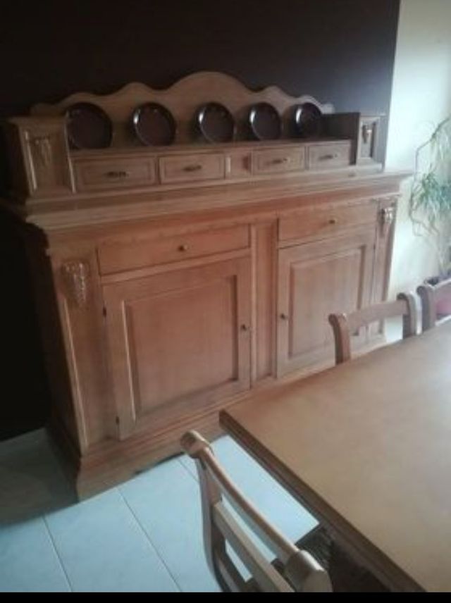 Mobile Soggiorno tavolo buffet piattaia