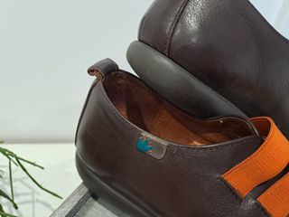 Zapatos Acebo's marrón y naranja