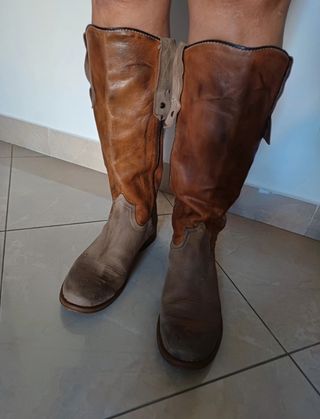 Stivali alti in pelle marroni 40