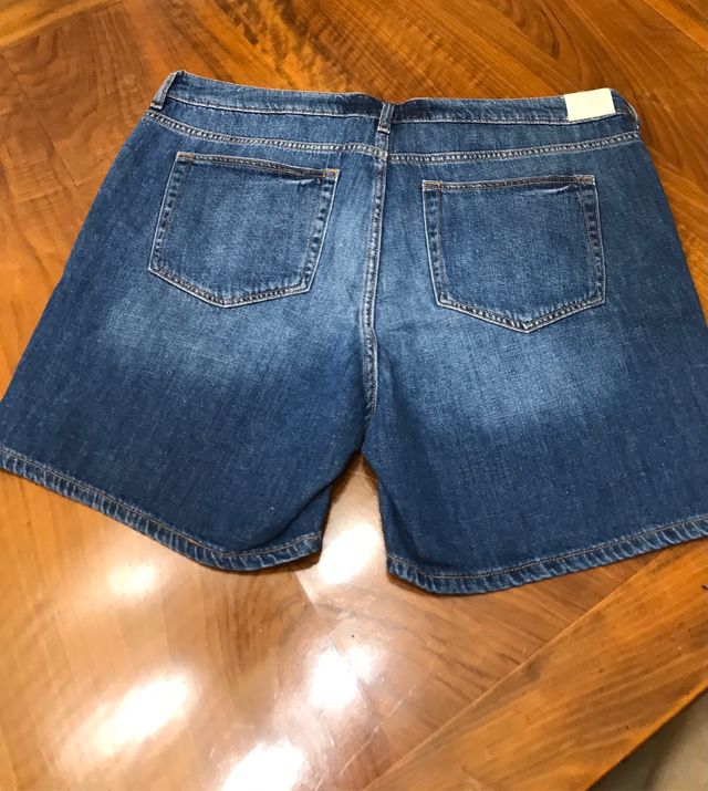 Pantalon corto Violeta talla 44  tejano nuevo