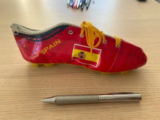 Estuche boligrafos bota futbol España