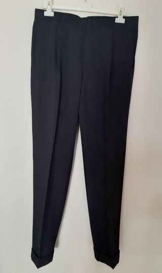 Pantalón de vestir. T. 44