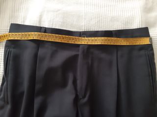 Pantalón de vestir. T. 44