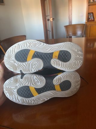 Botas baloncesto se900 NBA Lakers