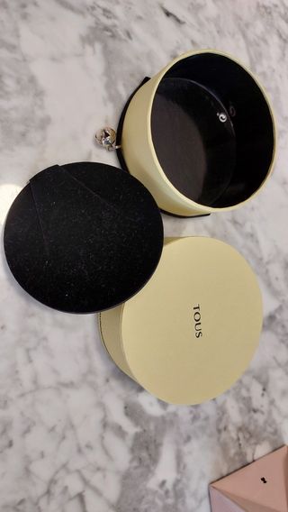 Pack de cajas y bolsas de Tous
