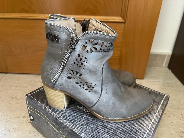 botas Lois