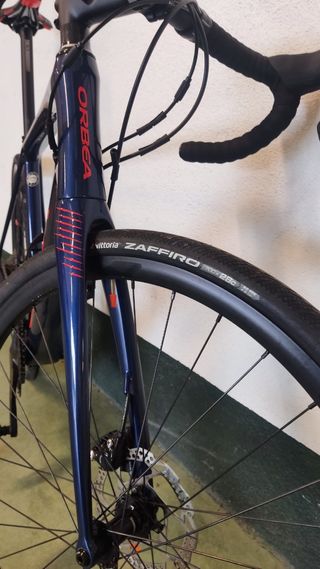 bicicleta  carretera Orbea carbono cambios 105