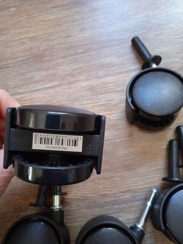 Ruedas dobles de plástico