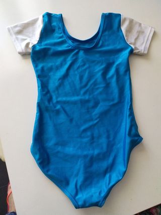 Maillot de gimnasia rítmica. 8-10
