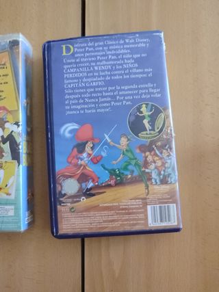 2 Videos de Peter Pan y Bugs Bunny.