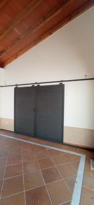 Cierros Metálicos CORREDERAS VENECIANAS