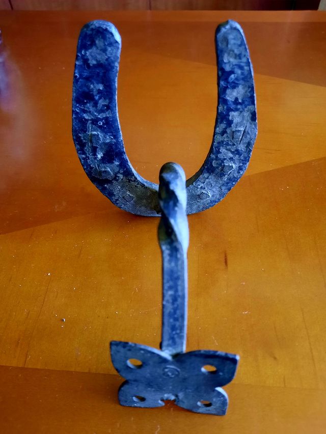 Colgador de herradura.