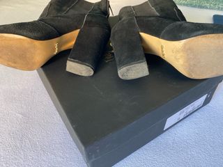 Botin Terciopelo Negro Massimo Dutti