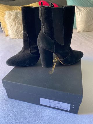 Botin Terciopelo Negro Massimo Dutti