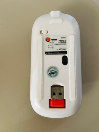 Logitech: teclado WiFi ¡como nuevo!