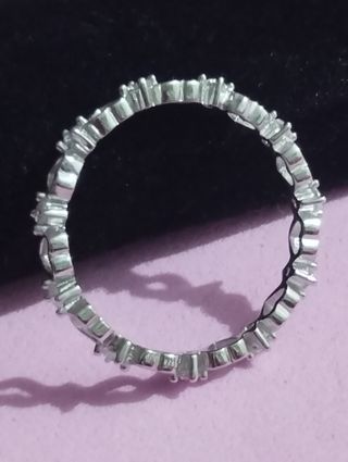 Pequeños corazones brillantes