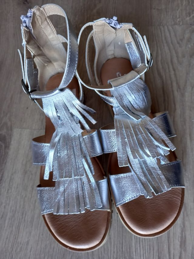 Sandalia plateada 38,5
