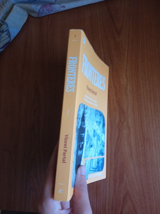 Llibre "Fronteres"