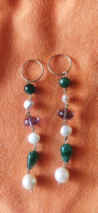 Pendientes largos con pedrería