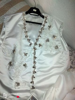 PRECIOSOS TRAJES DE NOVIO