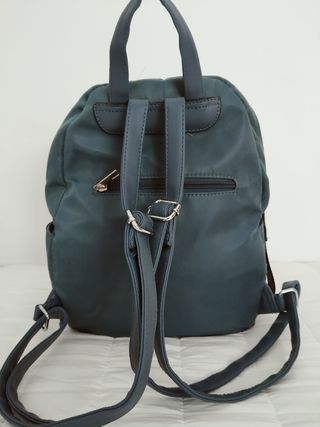 Mochila de paseo con un solo uso