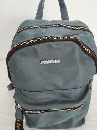 Mochila de paseo con un solo uso