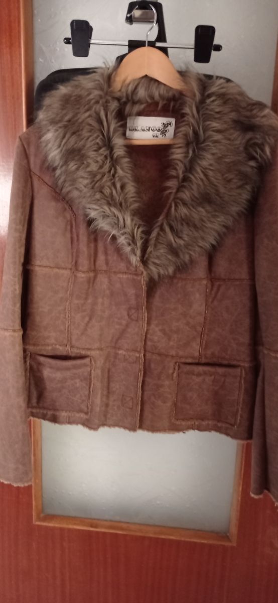 Chaquetón con borrego