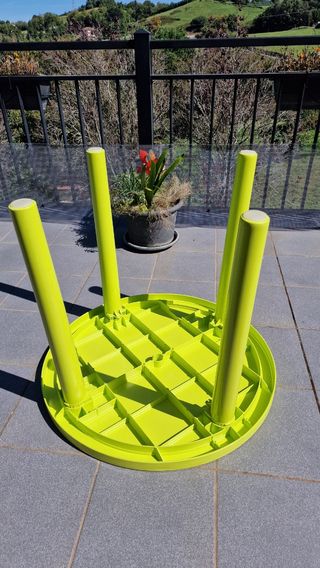 Mesa de jardín