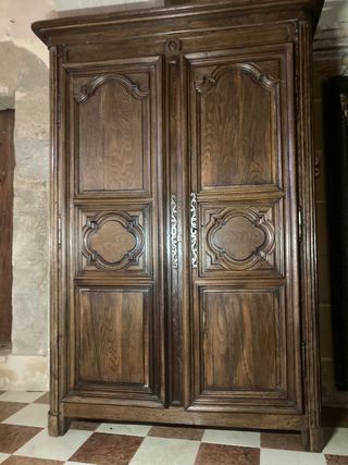 armario de 1690.Roble
