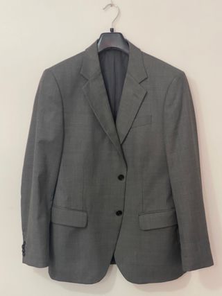 Chaqueta americana gris marca CARAMELO