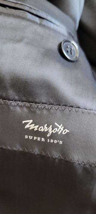 Abiti firmati. Joaquín Jofre T/50