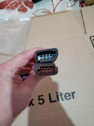 Enchufe radio conversor + can