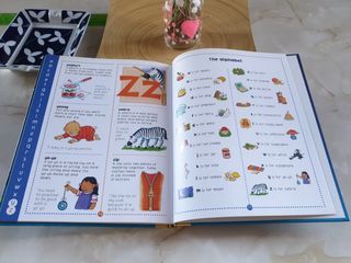 Libro diccionario inglés infantil. Mal