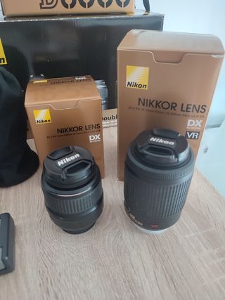 Nikon D3000 (NO NEGOCIABLE)