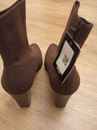 Botines marrones Mango Talla 41 estrenar