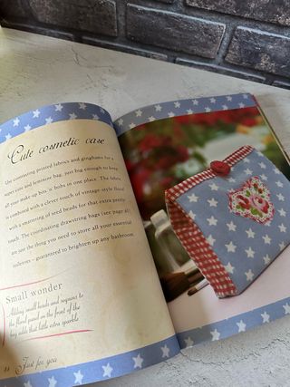 Libro di cucito "fast fabric gifts"