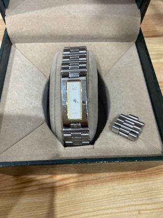 Reloj Guess Collection.