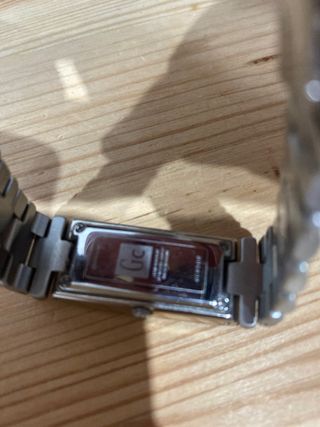 Reloj Guess Collection.