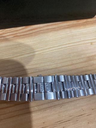 Reloj Guess Collection.