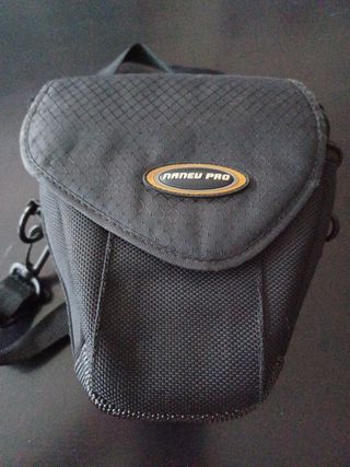 Camara de fotos Canon 550D con objetivo